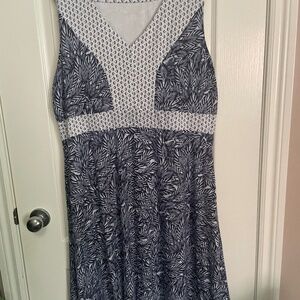 W. Lane Leaf Oattern Lined Dress